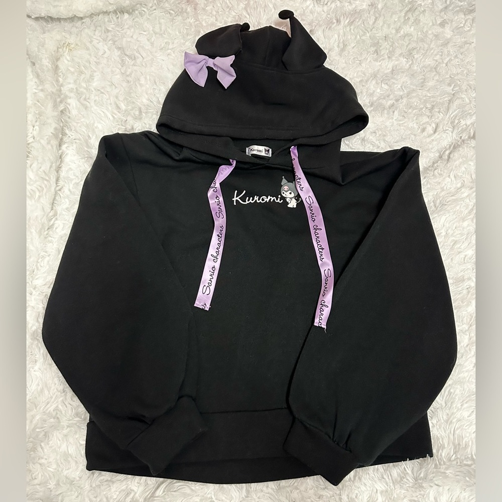 Japan exclusive Sanrio Kuromi black hoodie with ears size small